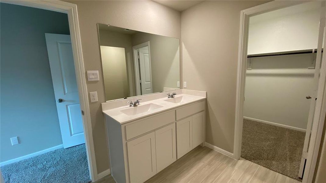 Furnished interior view inside a new home in Meadowbrook Estates, Cleburne (Image 4). Furnished interior view inside a new home in Meadowbrook Estates, Cleburne (Image 4).