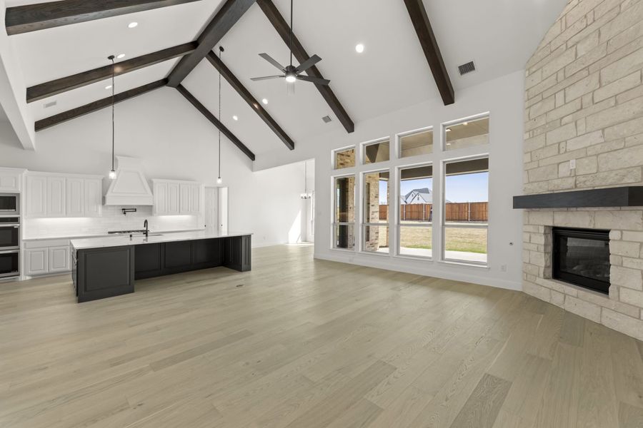 Representative unfurnished interior of a home built from the Somerset by Windsor Homes in Winding Creek, Rockwall (Image 23).