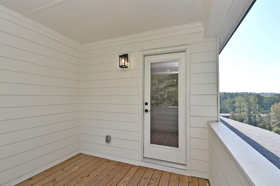 Exterior details and patio area of a home in , Dallas (Image 31).
