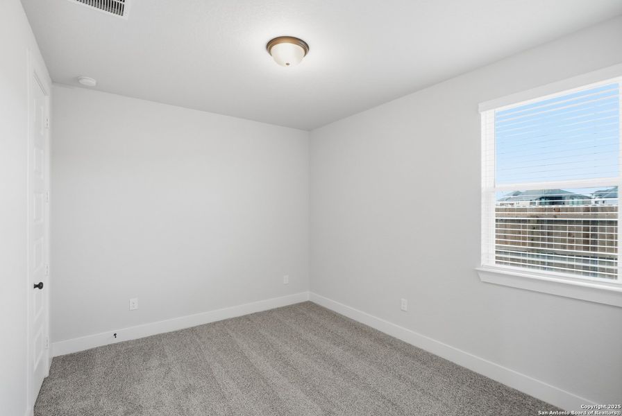 Spacious, unfurnished interior of a new home in Alsatian Oaks, Castroville (Image 22).