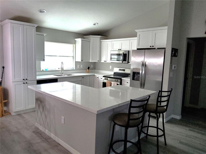 Furnished interior view inside a new home in , Ocklawaha (Image 8).