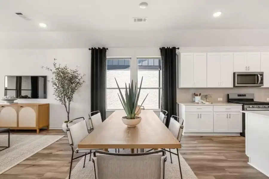 MODEL HOME images may NOT be consistent with the finished product.
