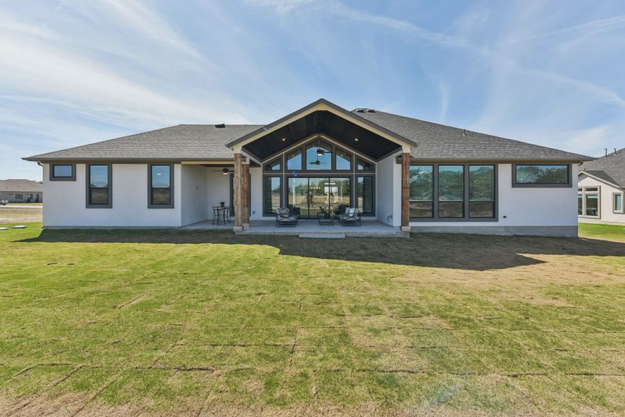Representative exterior details of a home built from the Franklin by Chesmar Homes in Feathergrass, Fulshear (Image 27).