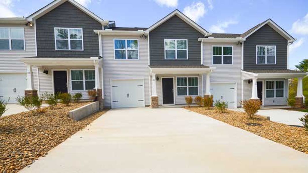 Image 26 of a home in Aberdeen Place.