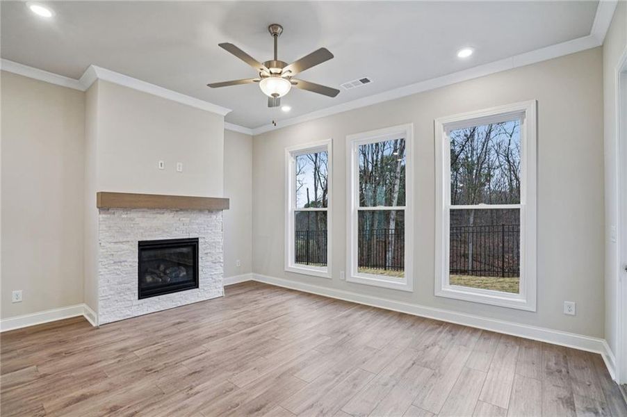 Spacious, unfurnished interior of a new home in Aberdeen, Hoschton (Image 32).