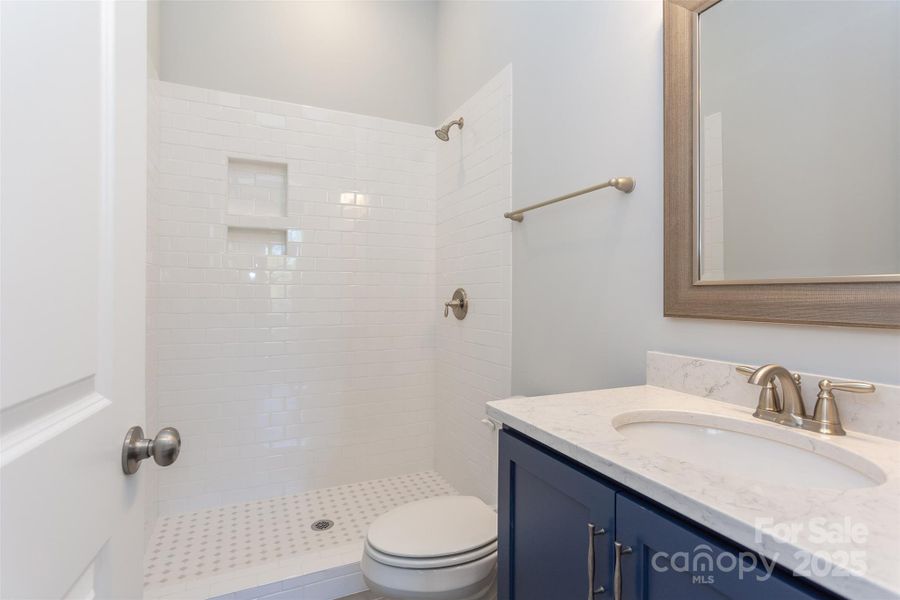 Image 8 of a home in .