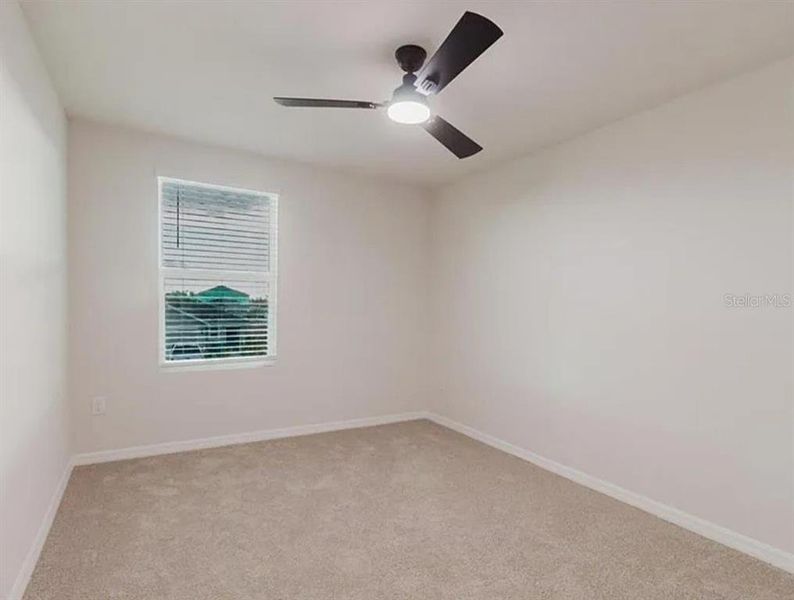 Spacious, unfurnished interior of a new home in Silverstone North, Palmetto (Image 18).