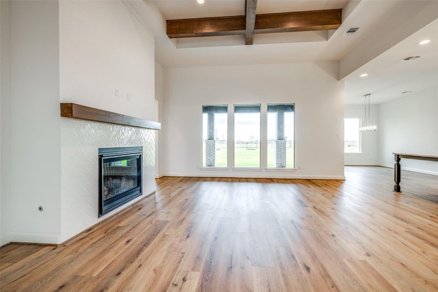 Spacious, unfurnished interior of a new home in Arborwood, Waller (Image 36).