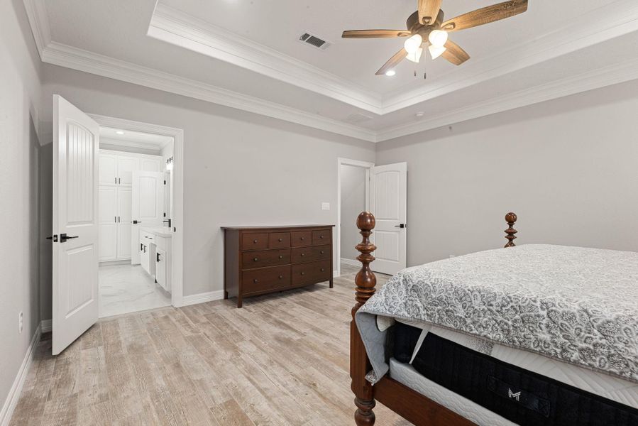 Furnished interior view inside a new home in , Beaumont (Image 10).