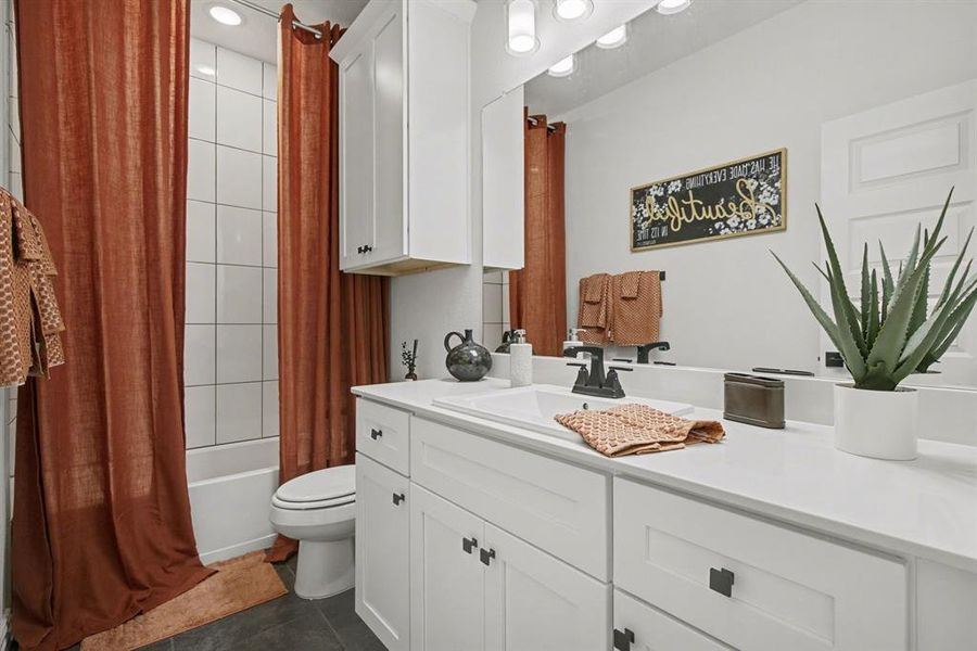 Furnished interior view inside a new home in Silo Mills, Joshua (Image 14).