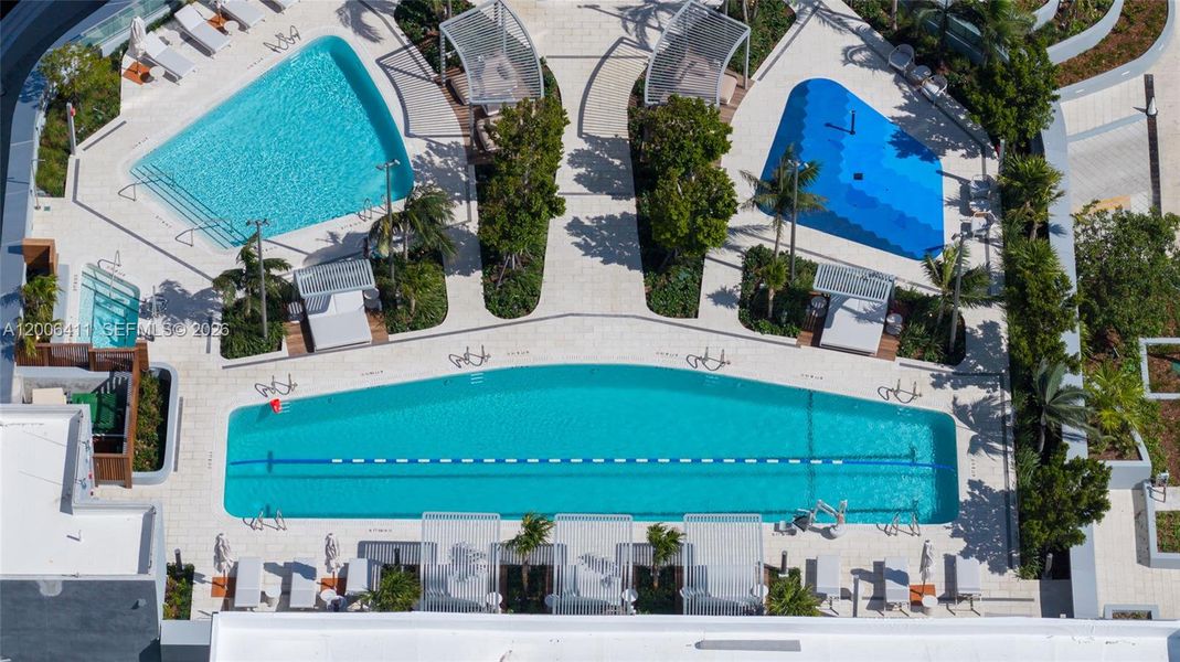 Community amenities in , Miami (Image 65).