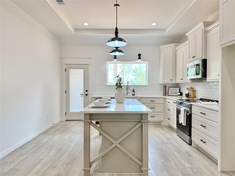 Furnished interior view inside a new home in , Granbury (Image 7). Furnished interior view inside a new home in , Granbury (Image 7).