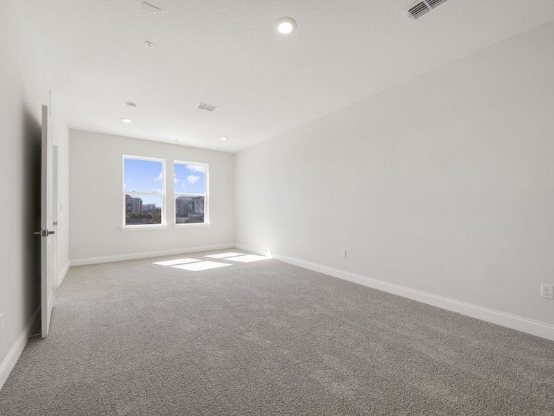 Spacious, unfurnished interior of a new home in Gatherings® of Lake Nona, Orlando (Image 19). Spacious, unfurnished interior of a new home in Gatherings® of Lake Nona, Orlando (Image 19).