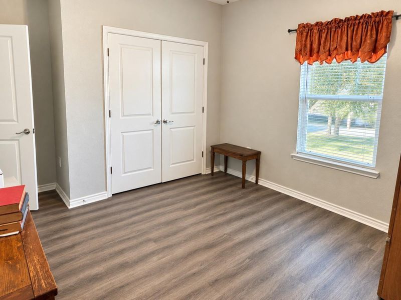 Spacious, unfurnished interior of a new home in , Houston (Image 14).