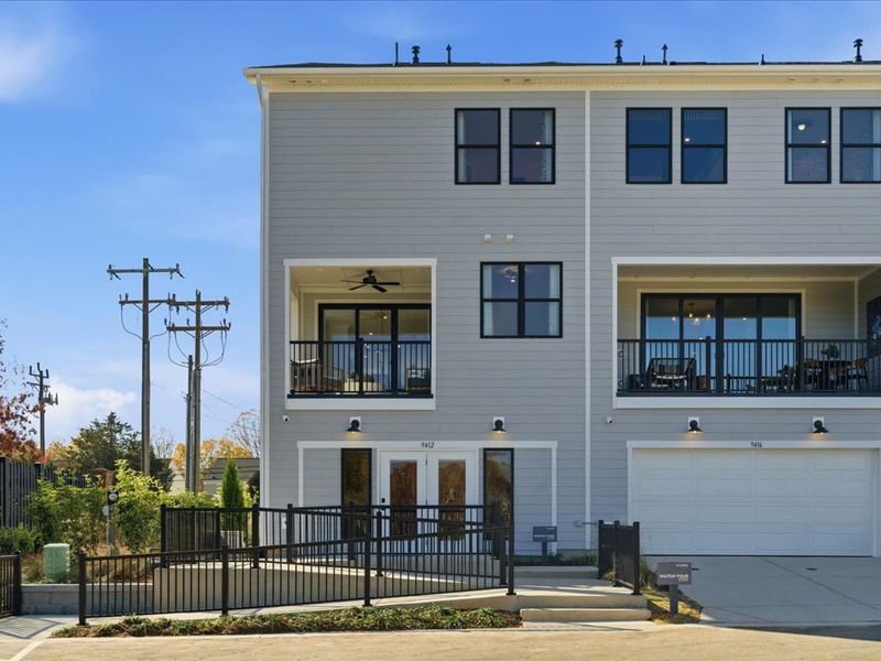 Exterior details and patio area of a home in Ross Farms, Charlotte (Image 26).