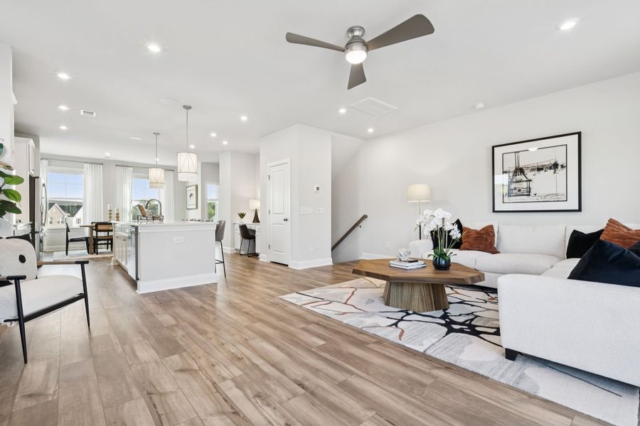 Kitchen/Living Combo