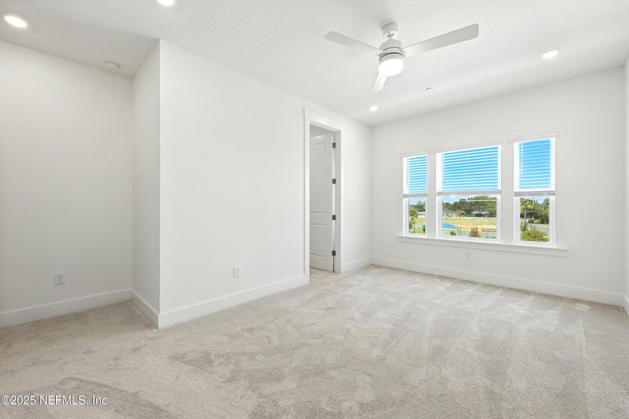 Spacious, unfurnished interior of a new home in , Jacksonville Beach (Image 21).