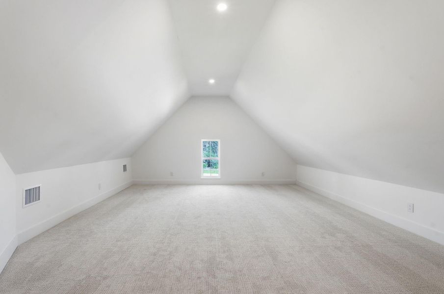 Spacious, unfurnished interior of a new home in , Montgomery (Image 41).