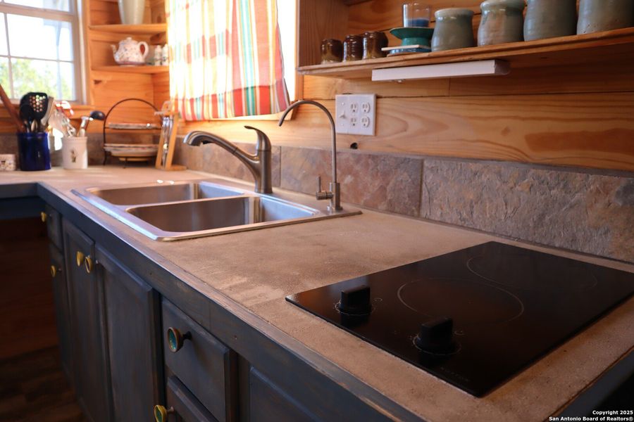 Close-up of interior finishes inside a home in , Bandera (Image 6).