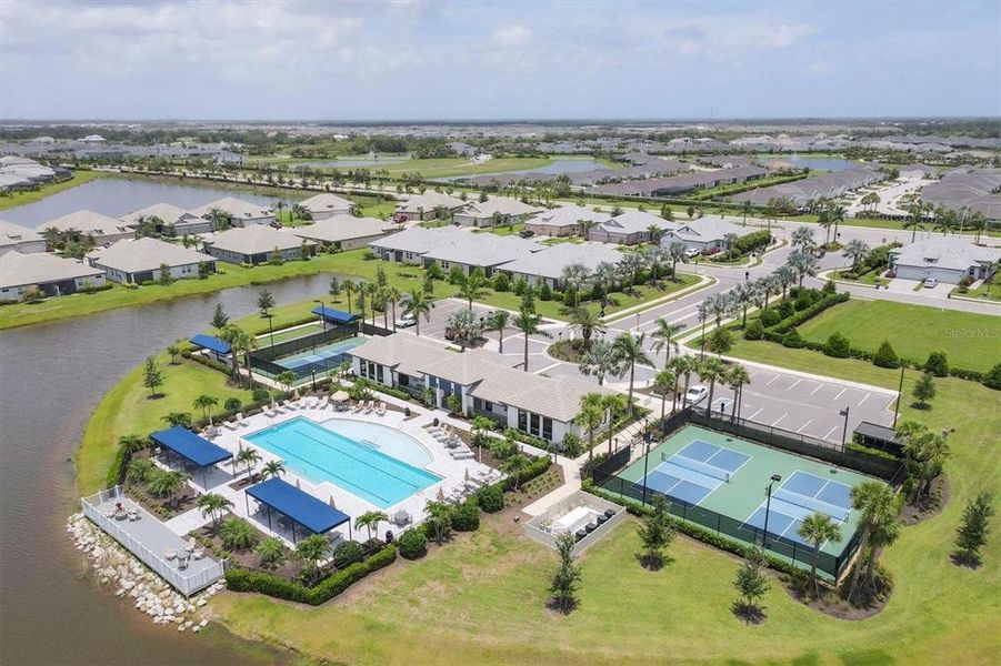 Image 52 of a home in Sweetwater at Lakewood Ranch.