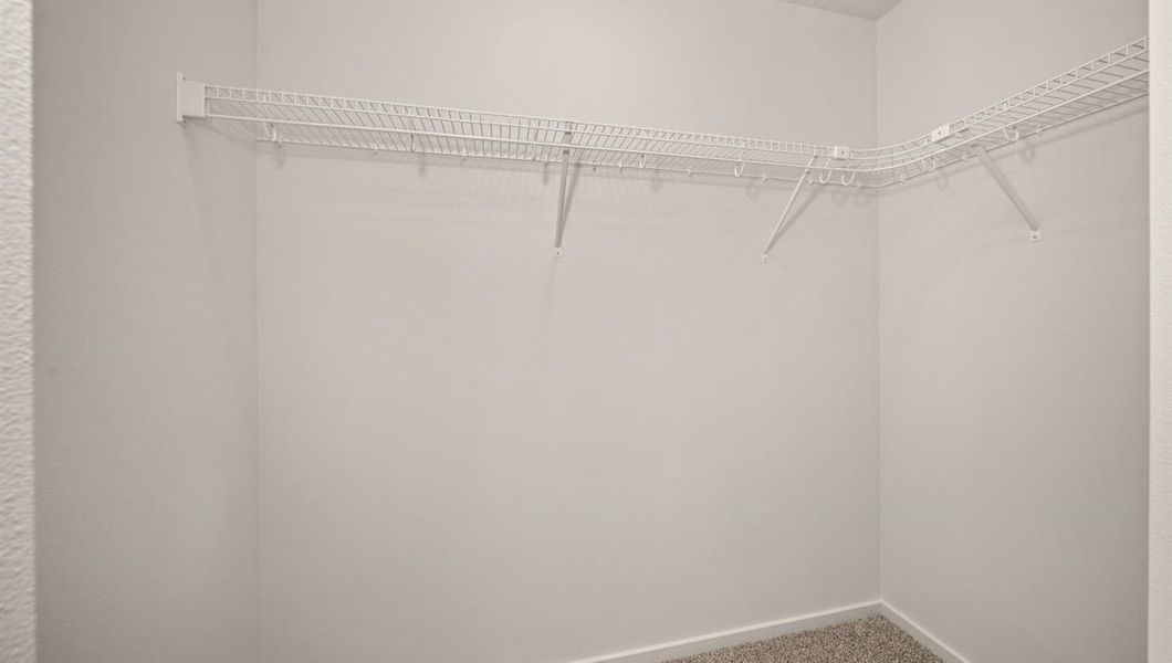 Representative unfurnished interior of a home built from the Sierra by D.R. Horton in Tara Vista, Gainesville (Image 20).