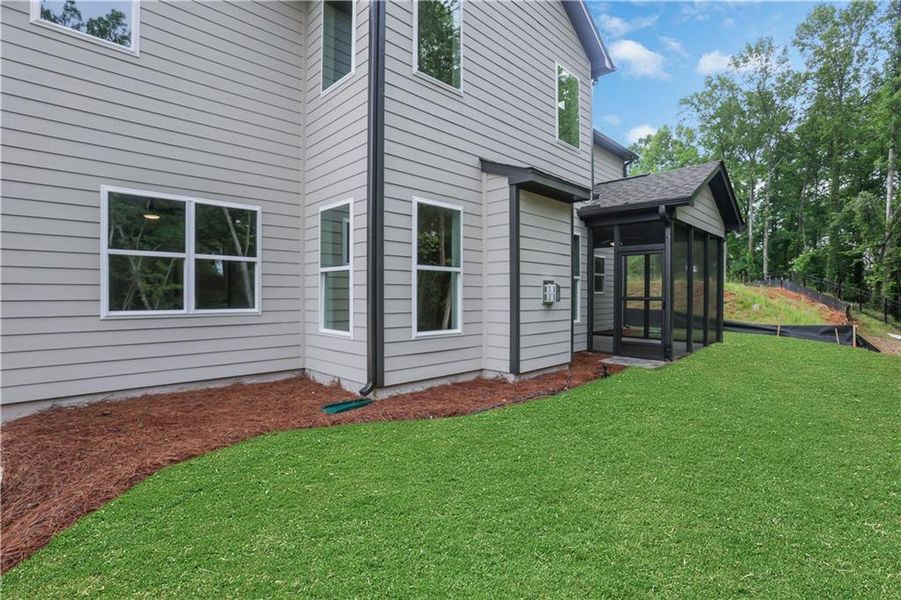 Exterior details and patio area of a home in Arbor West, Dawsonville (Image 34).