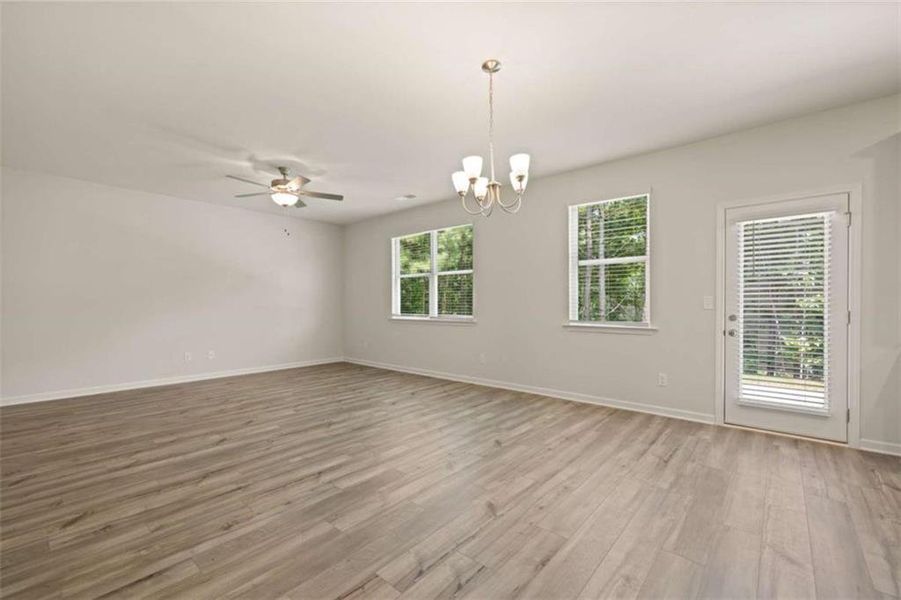 Spacious, unfurnished interior of a new home in Whisper Creek, Atlanta (Image 10).
