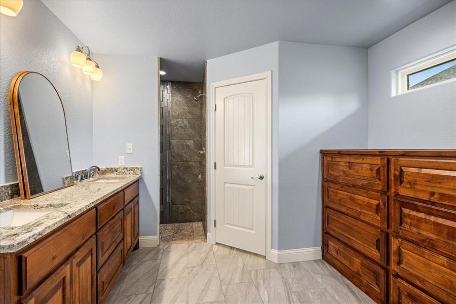 Furnished interior view inside a new home in , Granbury (Image 10). Furnished interior view inside a new home in , Granbury (Image 10).