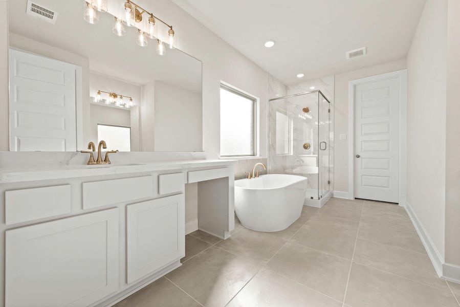 Representative image. Features, specifications, selections and colors may vary. Representative image. Features, specifications, selections and colors may vary.