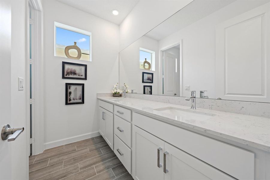 1525 Stockbridge St-14