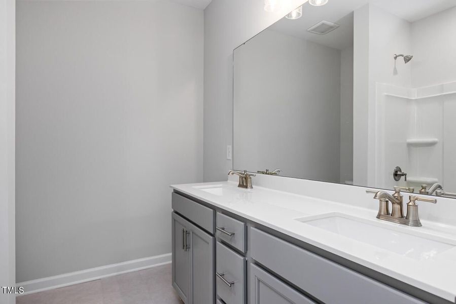 Furnished interior view inside a new home in Tobacco Road, Angier (Image 88).