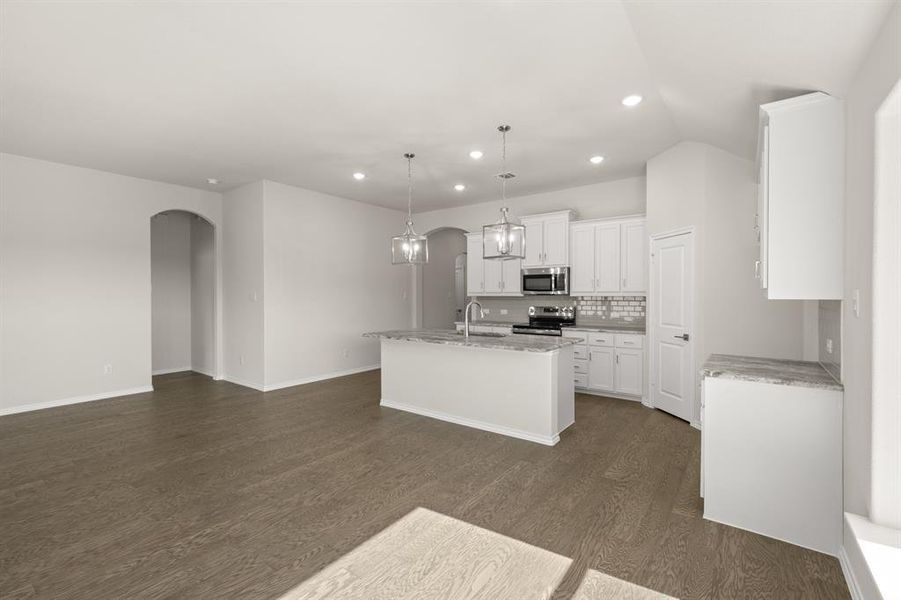 513 Waterford Park- Dining-2 513 Waterford Park- Dining-2