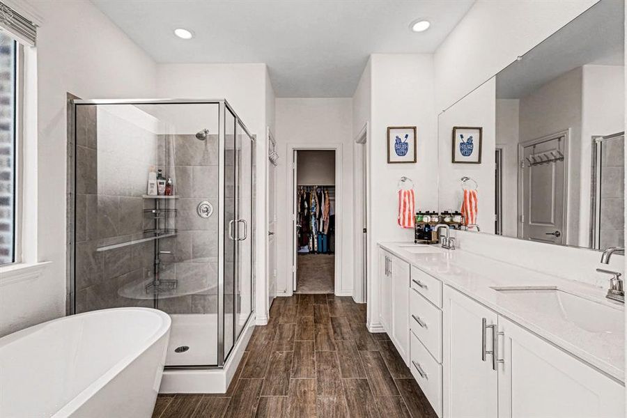 Furnished interior view inside a new home in Wildflower Ranch, Fort Worth (Image 20).
