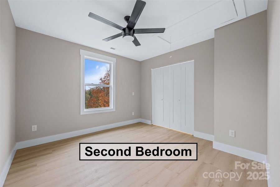 Spacious, unfurnished interior of a new home in , Asheville (Image 19).
