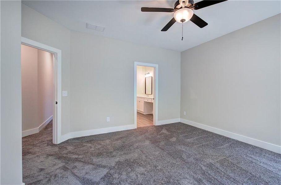 Spacious, unfurnished interior of a new home in , Cartersville (Image 34).