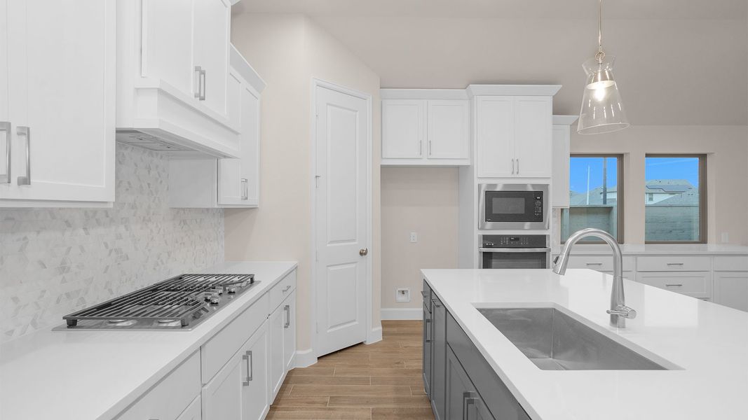 Furnished interior view inside a new home in Legacy 50', League City (Image 7).