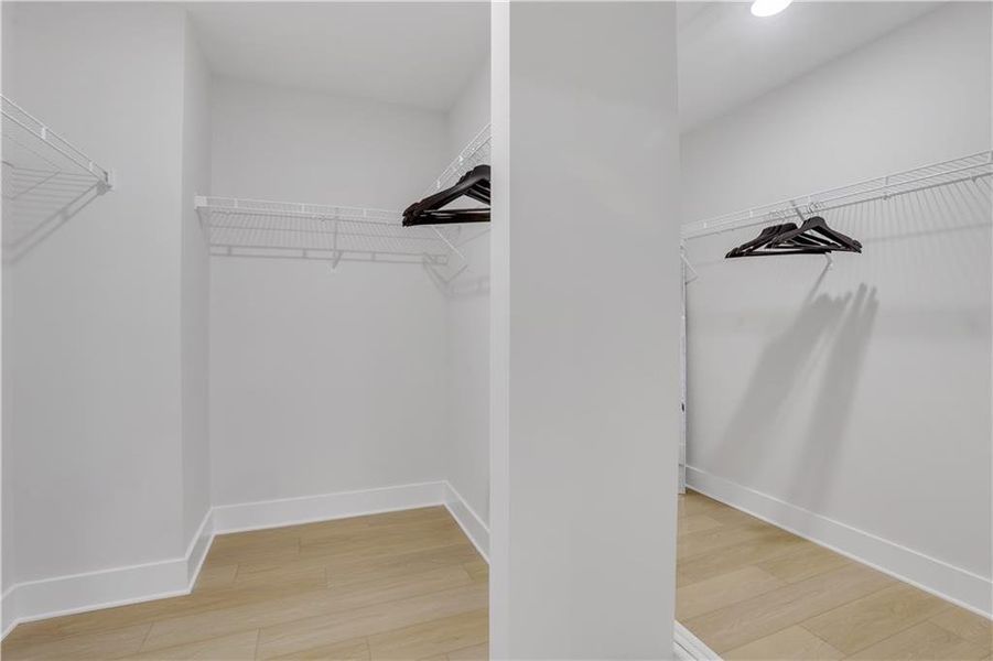Spacious, unfurnished interior of a new home in , Cartersville (Image 24).