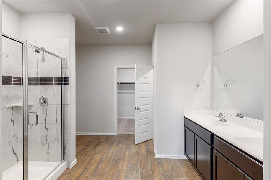 Furnished interior view inside a new home in Mobberly Farms, Pilot Point (Image 14). Furnished interior view inside a new home in Mobberly Farms, Pilot Point (Image 14).