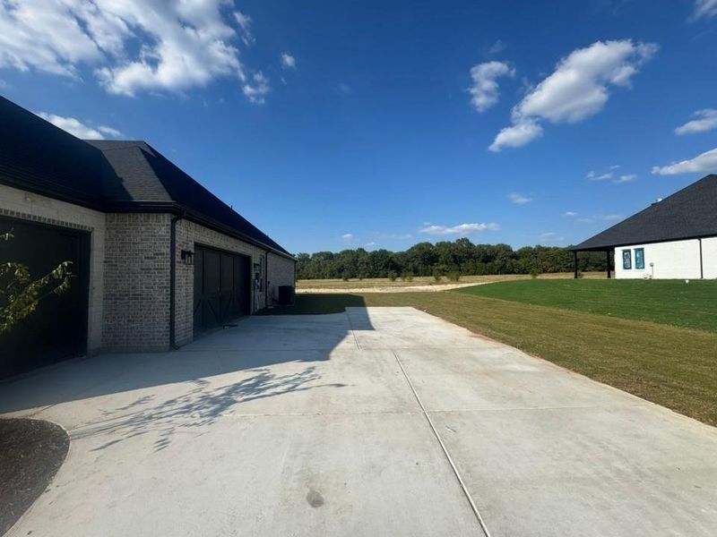 Image 14 of a home in King Crossing Estates. Image 14 of a home in King Crossing Estates.