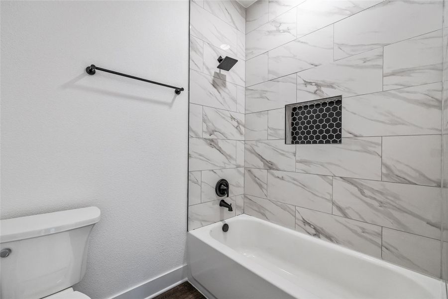 Furnished interior view inside a new home in , Dale (Image 13).