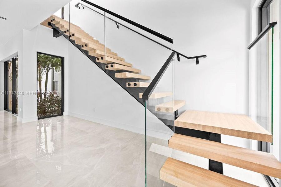 Furnished interior view inside a new home in , Fort Lauderdale (Image 5). Furnished interior view inside a new home in , Fort Lauderdale (Image 5).