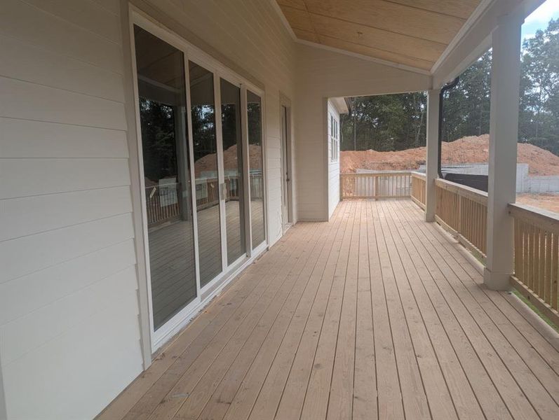 Image 29 of a home in White Post on Lake Lanier.