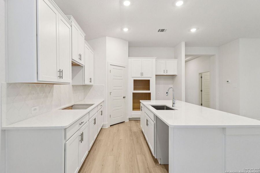 Furnished interior view inside a new home in Sagebrooke - Classic Series, San Antonio (Image 8).