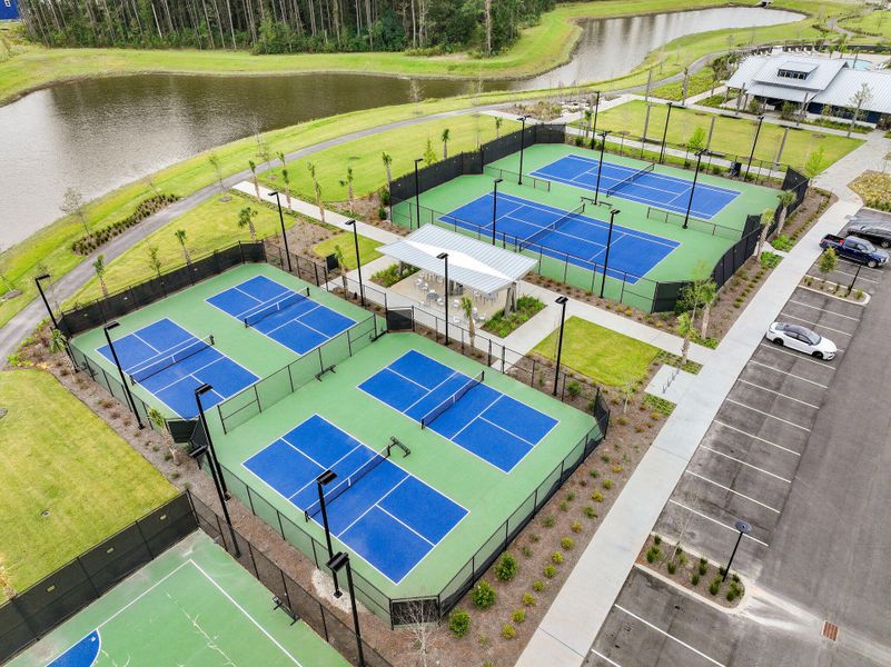 Community amenities in , Summerville (Image 44).