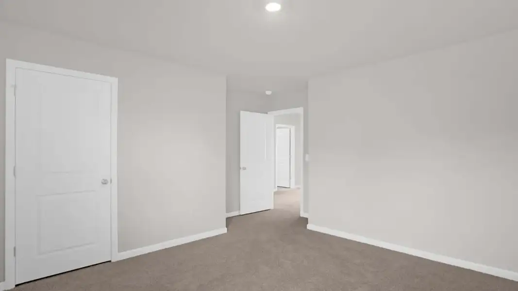Spacious, unfurnished interior of a new home in The Estates Park, Apex (Image 29).