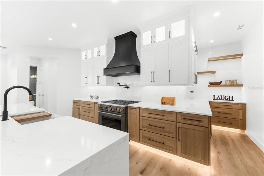 Image 71 of a home in .