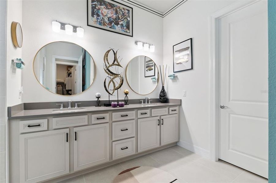 Furnished interior view inside a new home in , Minneola (Image 11).