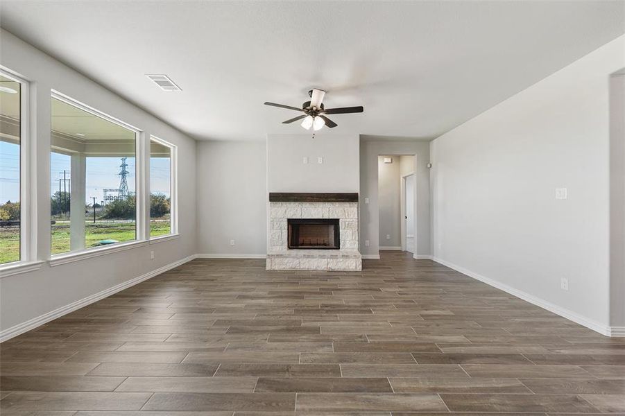 Spacious, unfurnished interior of a new home in Parker Heights, Valley View (Image 31). Spacious, unfurnished interior of a new home in Parker Heights, Valley View (Image 31).
