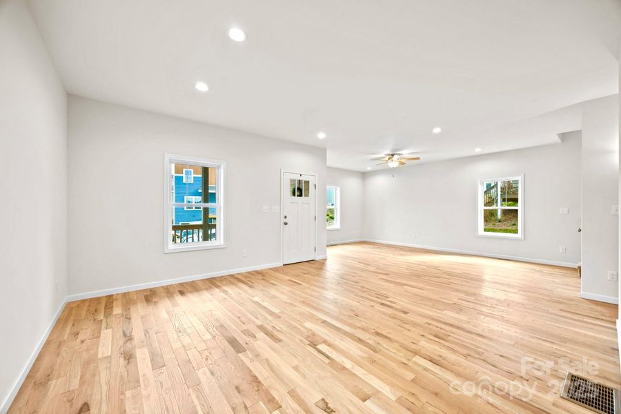 Spacious, unfurnished interior of a new home in , Arden (Image 35).