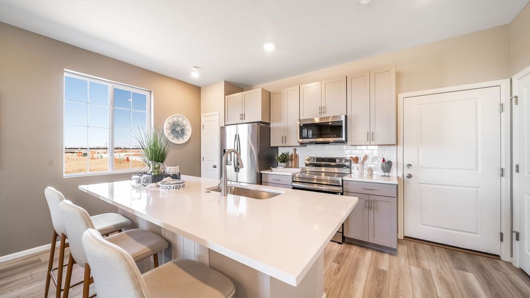 Image 5 of a home in Green Valley Ranch.